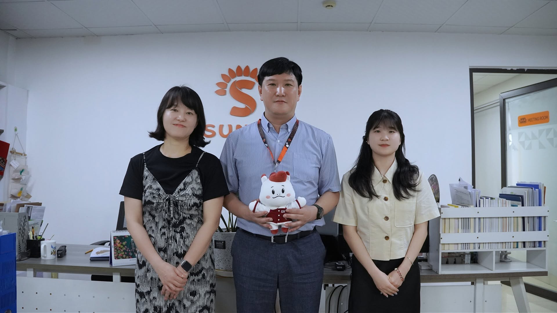 BUỔI GẶP GỠ VÀ LÀM VIỆC ĐẶC BIỆT GIỮA SUNNY VÀ ĐẠI HỌC KWANGWOON