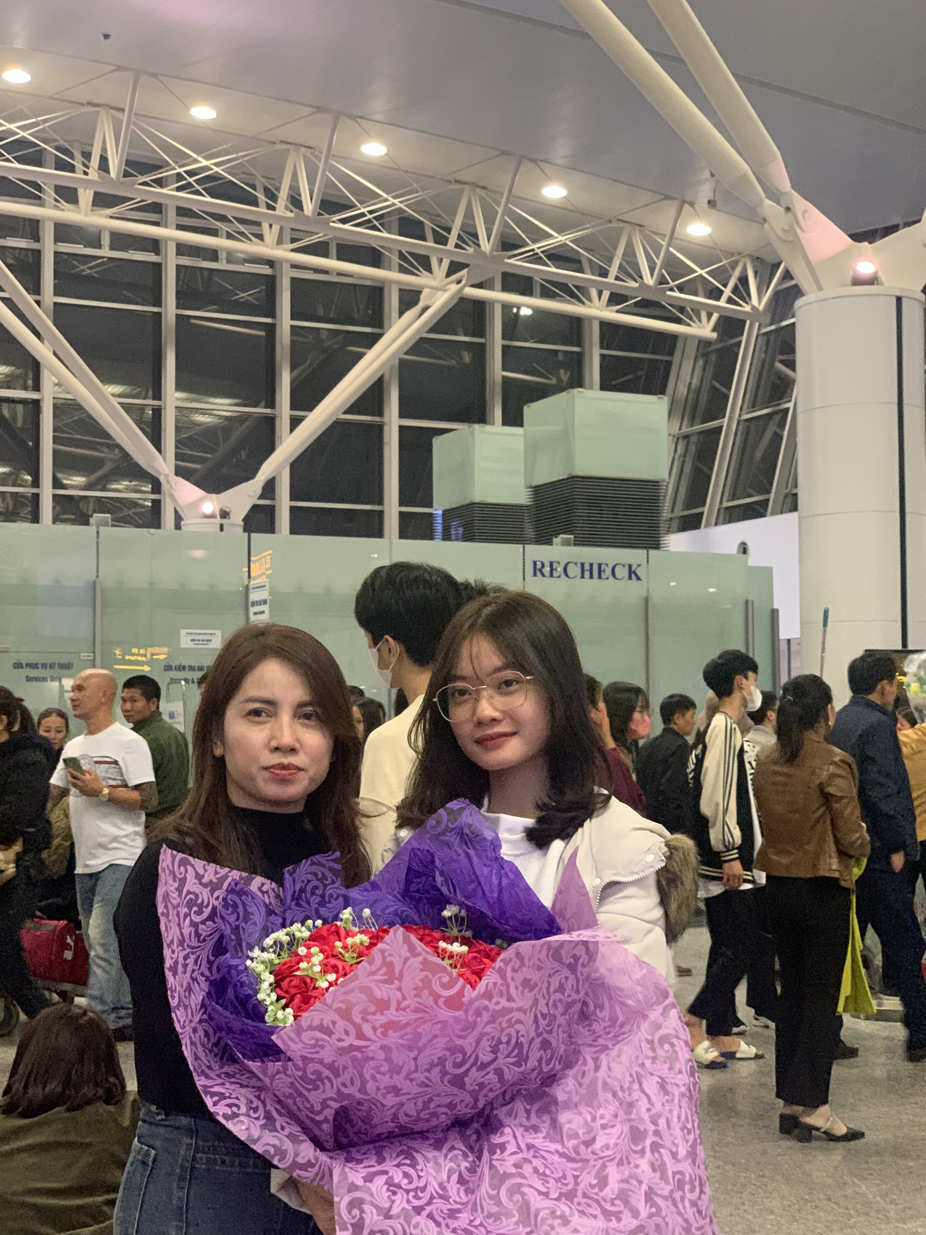 Phụ huynh bạn Thu Hằng