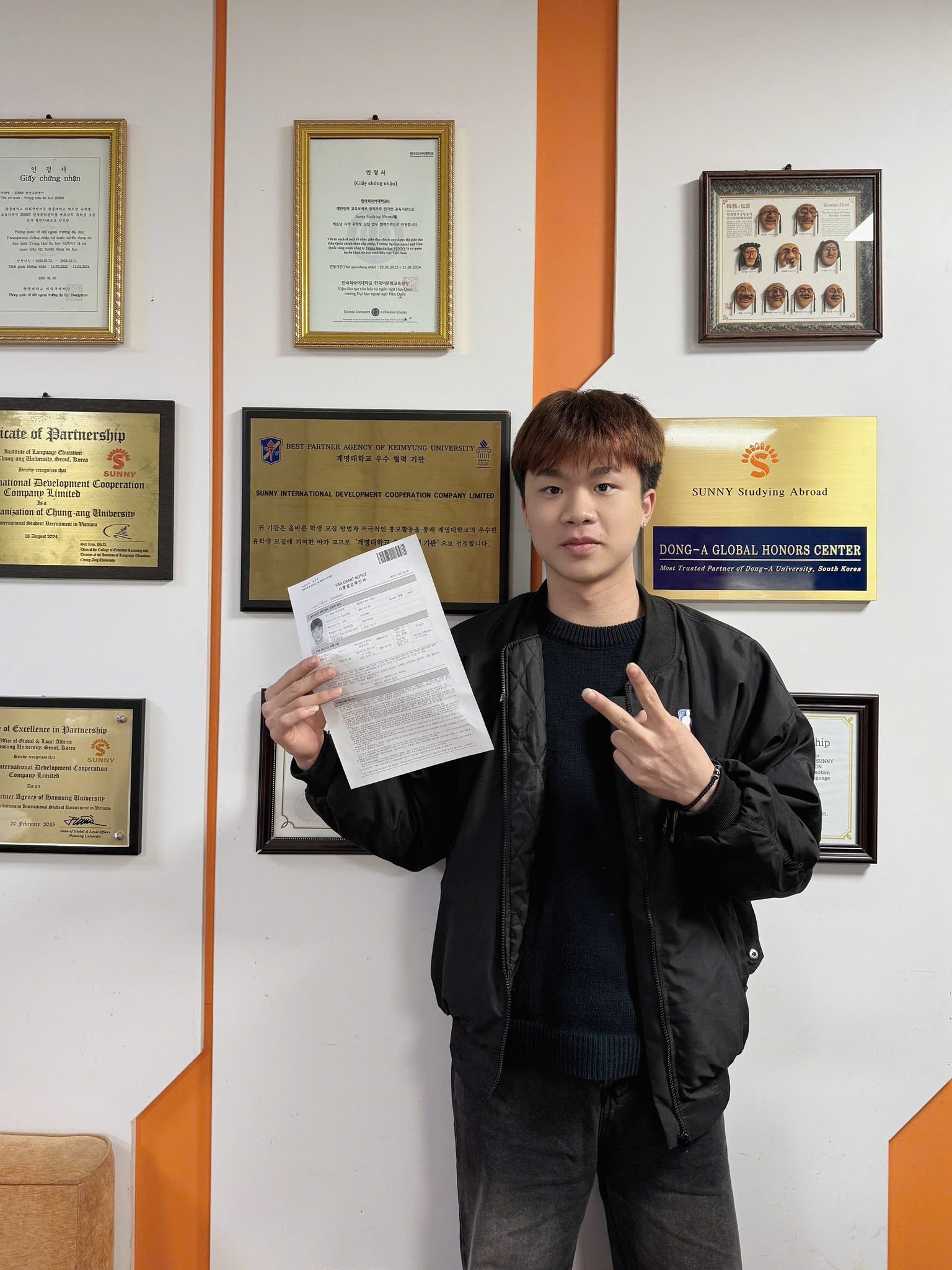 Học viên nhận visa