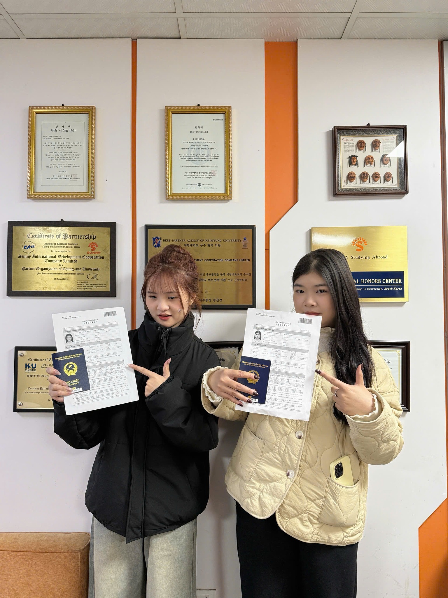 Học viên nhận visa