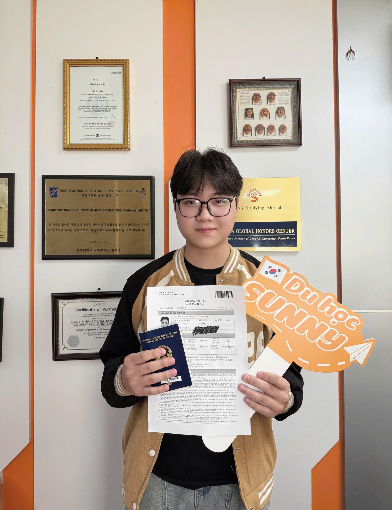 Học viên nhận visa